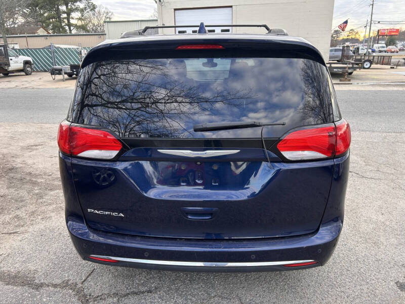 2017 Chrysler Pacifica Touring Plus