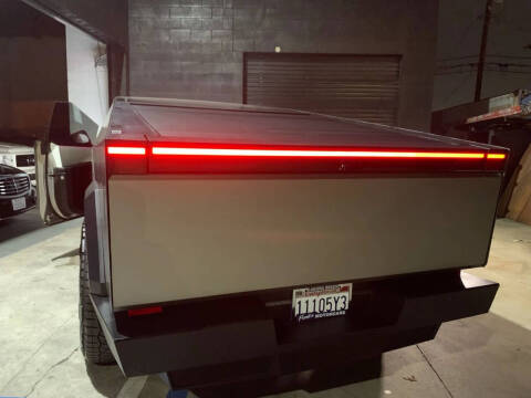 2024 Tesla Cybertruck