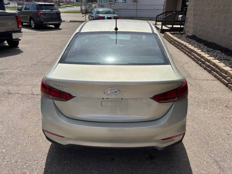 2020 Hyundai Accent SE