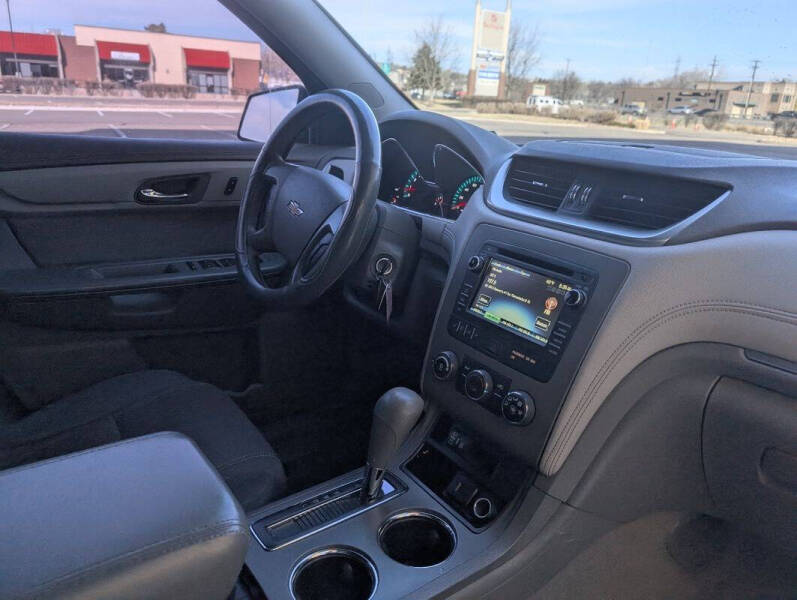 2016 Chevrolet Traverse LS