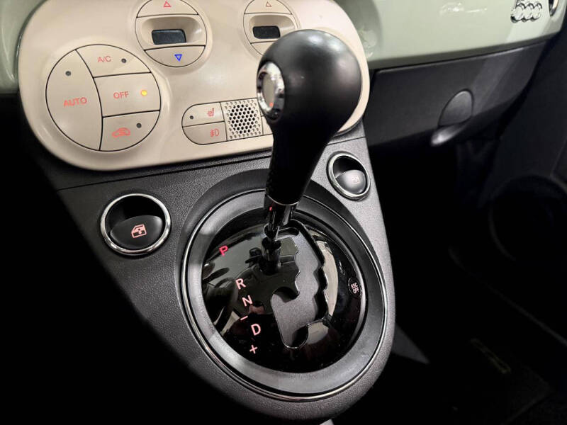 2012 FIAT 500 Lounge