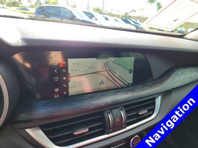 2024 Alfa Romeo Stelvio Sprint