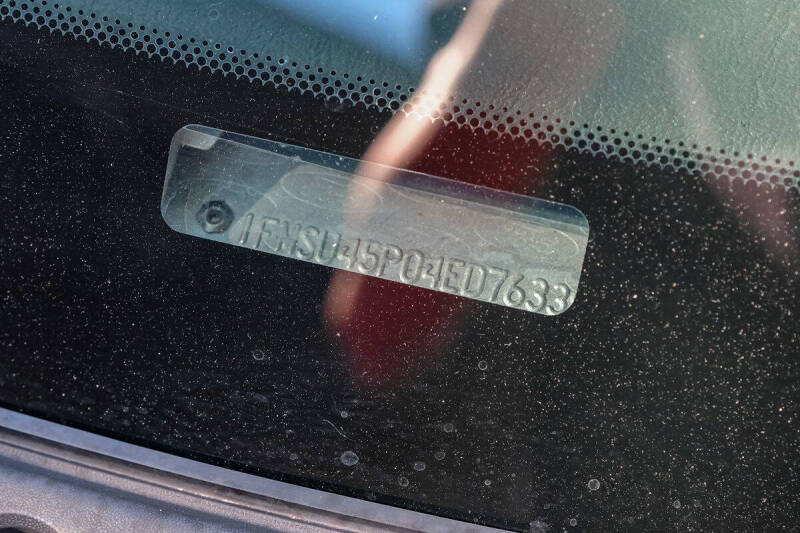 2004 Ford Excursion Eddie Bauer