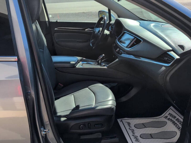 2018 Buick Enclave Essence