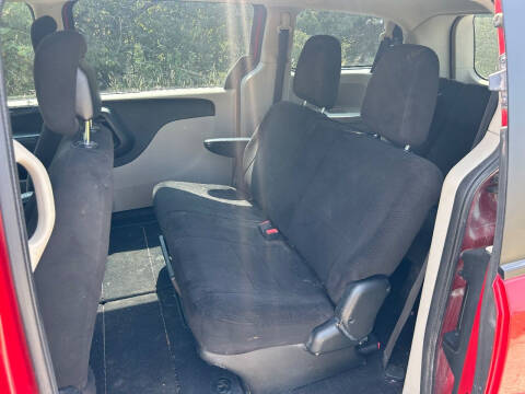 2013 Dodge Grand Caravan American Value Package