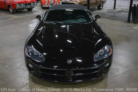 2004 Dodge Viper SRT-10