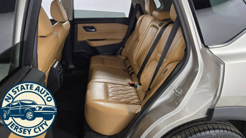 2021 Nissan Rogue Platinum