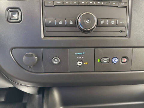 2025 Chevrolet Express 2500