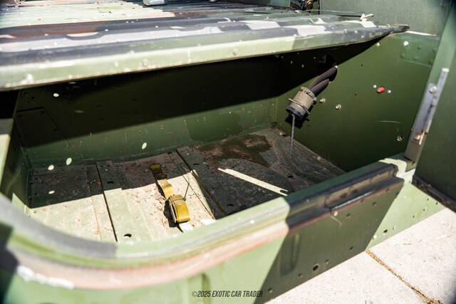 2008 AM General Hummer