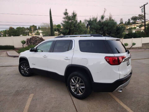 2017 GMC Acadia SLT-1