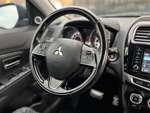 2017 Mitsubishi Outlander Sport 2.4 SEL