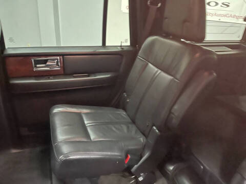 2016 Lincoln Navigator Select