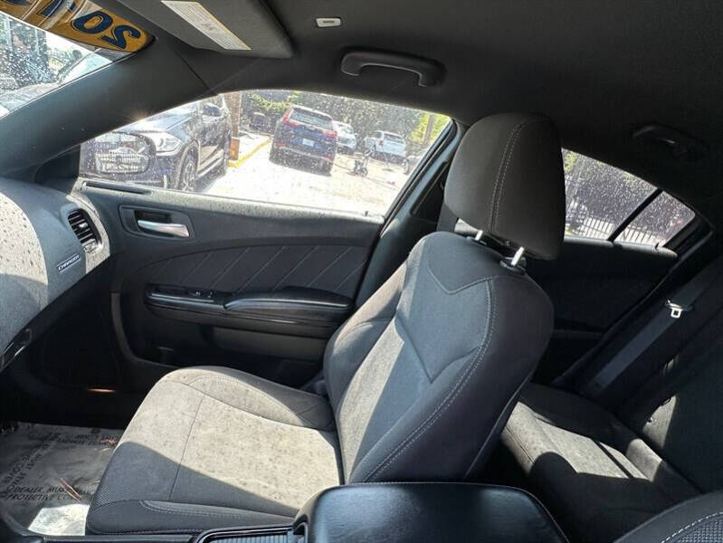 2019 Dodge Charger SXT