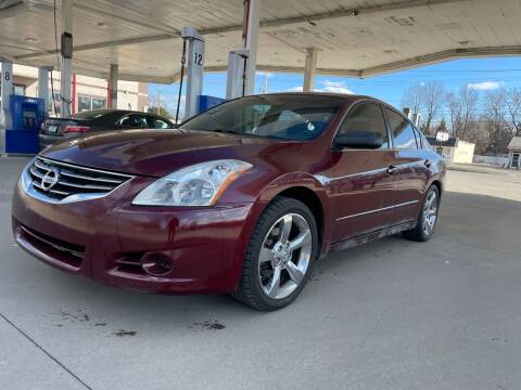 2012 Nissan Altima for sale at JE Auto Sales LLC in Indianapolis IN