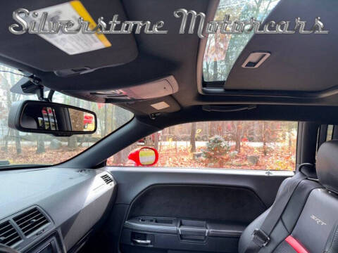 2010 Dodge Challenger SRT8