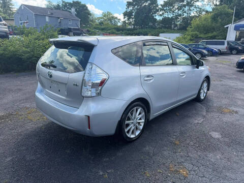 2013 Toyota Prius v