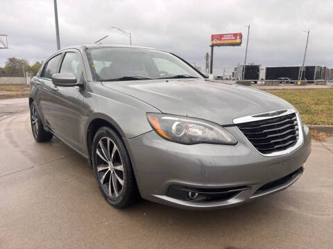 2013 Chrysler 200 Limited