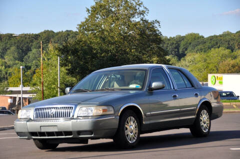 2006 Mercury Grand Marquis for sale at T CAR CARE INC in Philadelphia PA