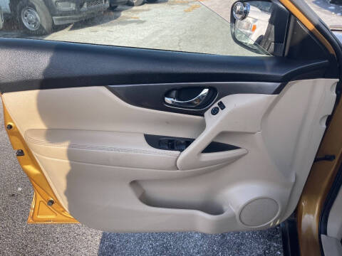 2015 Nissan Rogue SV