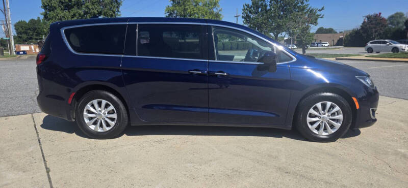 2019 Chrysler Pacifica Touring Plus