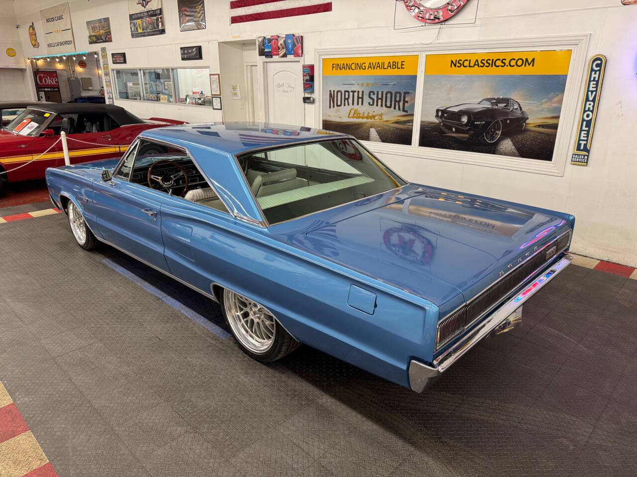 1967 Dodge Coronet 3