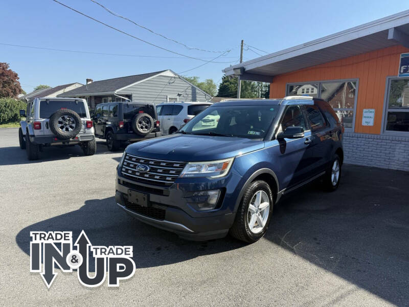 2016 Ford Explorer XLT's photo