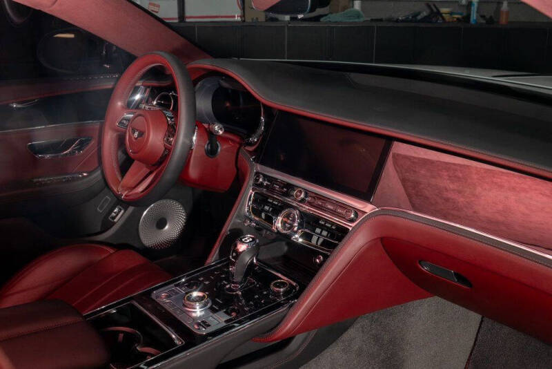 2023 Bentley Flying Spur