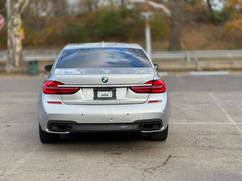 2019 BMW 7 Series 740i
