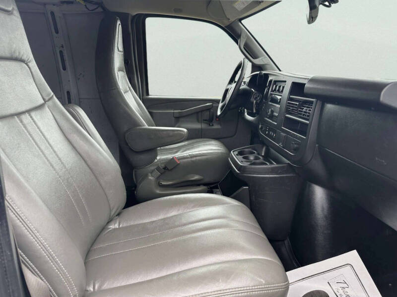 2020 Chevrolet Express 2500
