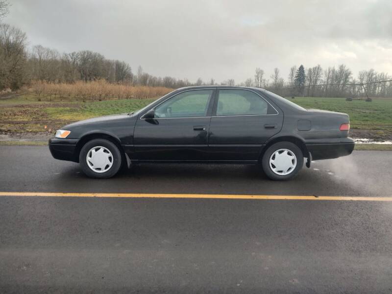1999 Toyota Camry for sale at M AND S CAR SALES LLC in Independence OR