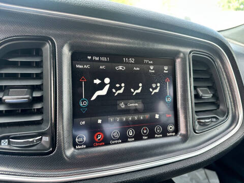 2018 Dodge Challenger SXT