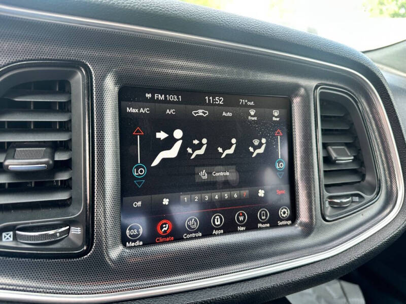 2018 Dodge Challenger SXT