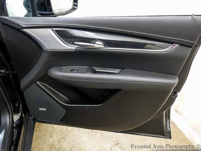 2022 Cadillac XT5 Premium Luxury