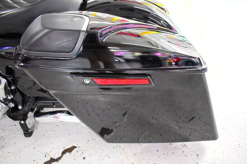 2017 Harley-Davidson Street Glide