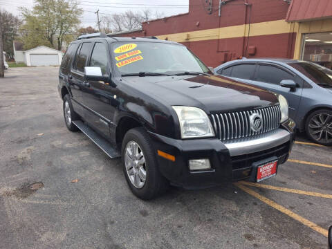 2009 Mercury Mountaineer for sale at KENNEDY AUTO CENTER in Bradley IL