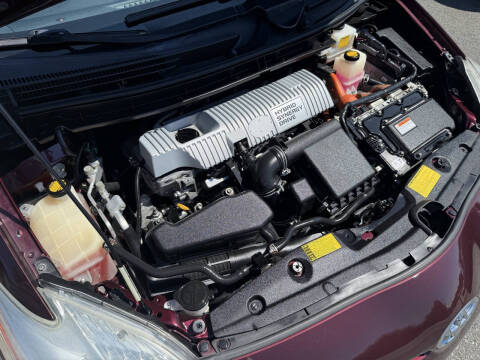 2013 Toyota Prius Three