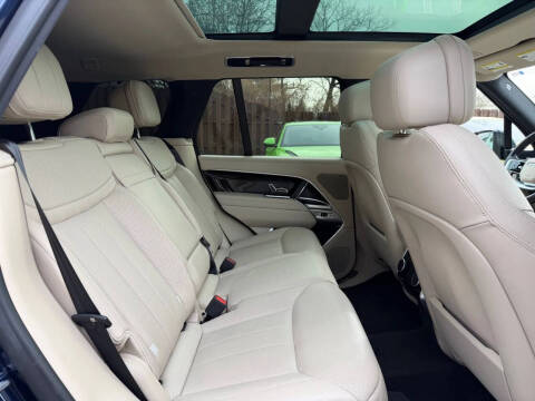 2023 Land Rover Range Rover P400 SE