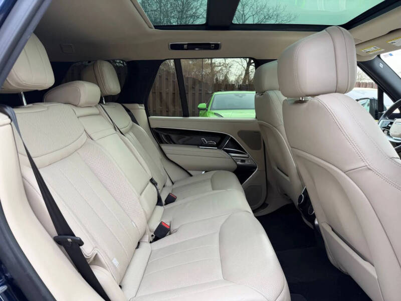 2023 Land Rover Range Rover P400 SE