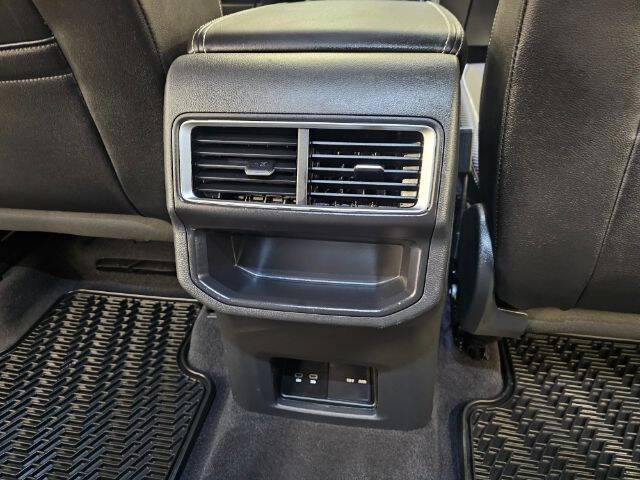 2024 Volkswagen Atlas Cross Sport SE 4Motion