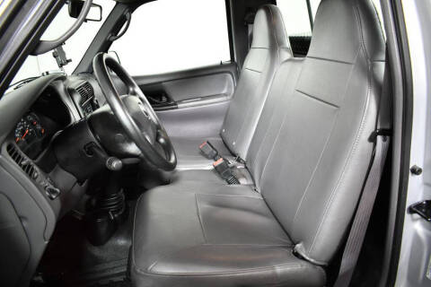 2003 Mazda Truck B2300