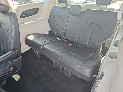 2018 Chrysler Pacifica Touring L Plus