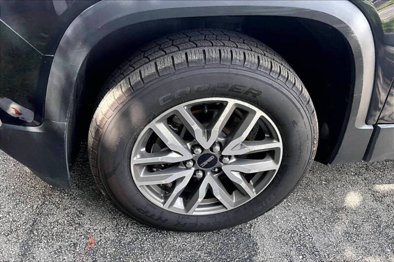 2019 GMC Acadia SLE-2