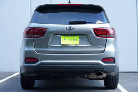 2019 Kia Sorento LX