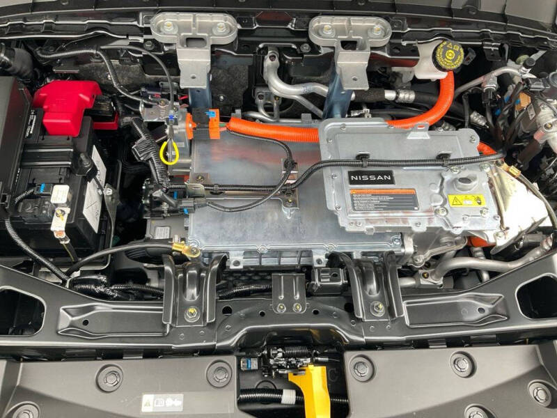 2026 Nissan LEAF Platinum+