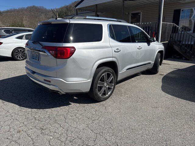 2019 GMC Acadia Denali