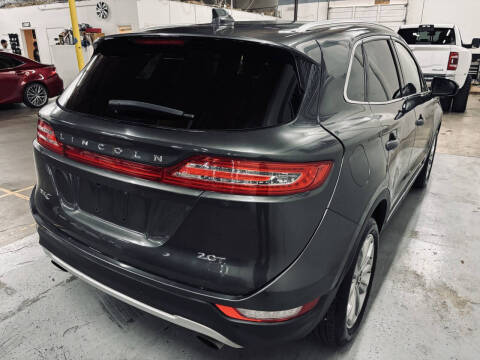 2017 Lincoln MKC Select