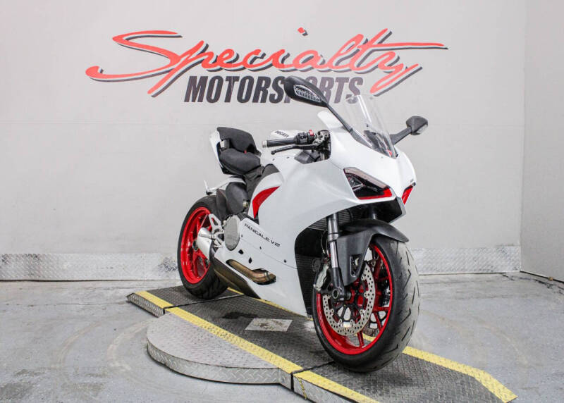 2021 Ducati Panigale V2