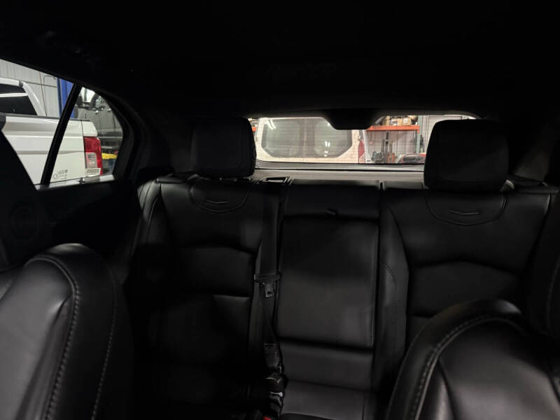 2023 Cadillac XT4 Premium Luxury