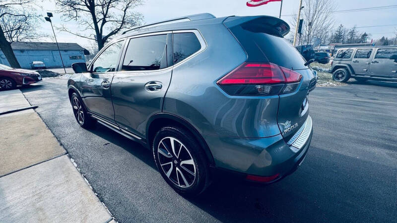 2017 Nissan Rogue SL