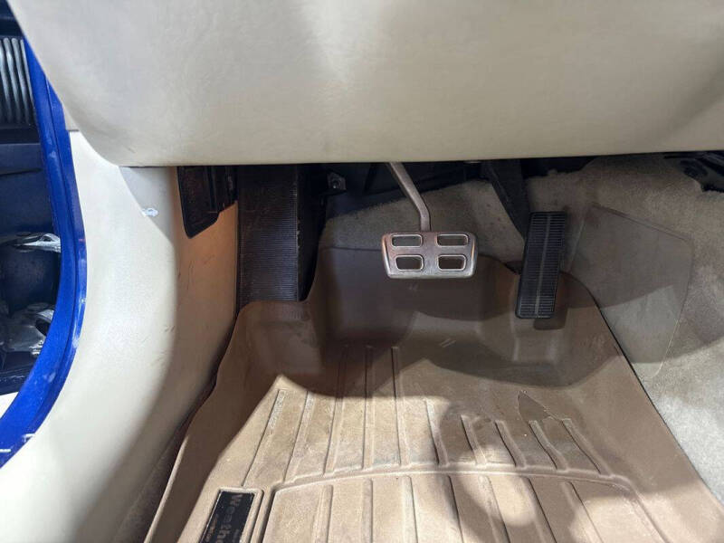 2004 Chevrolet Corvette
